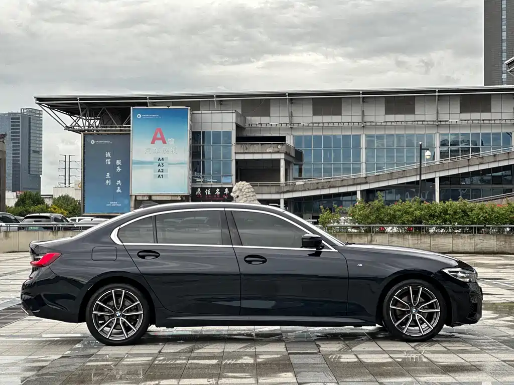 BMW 3 Series — миниатюра 7
