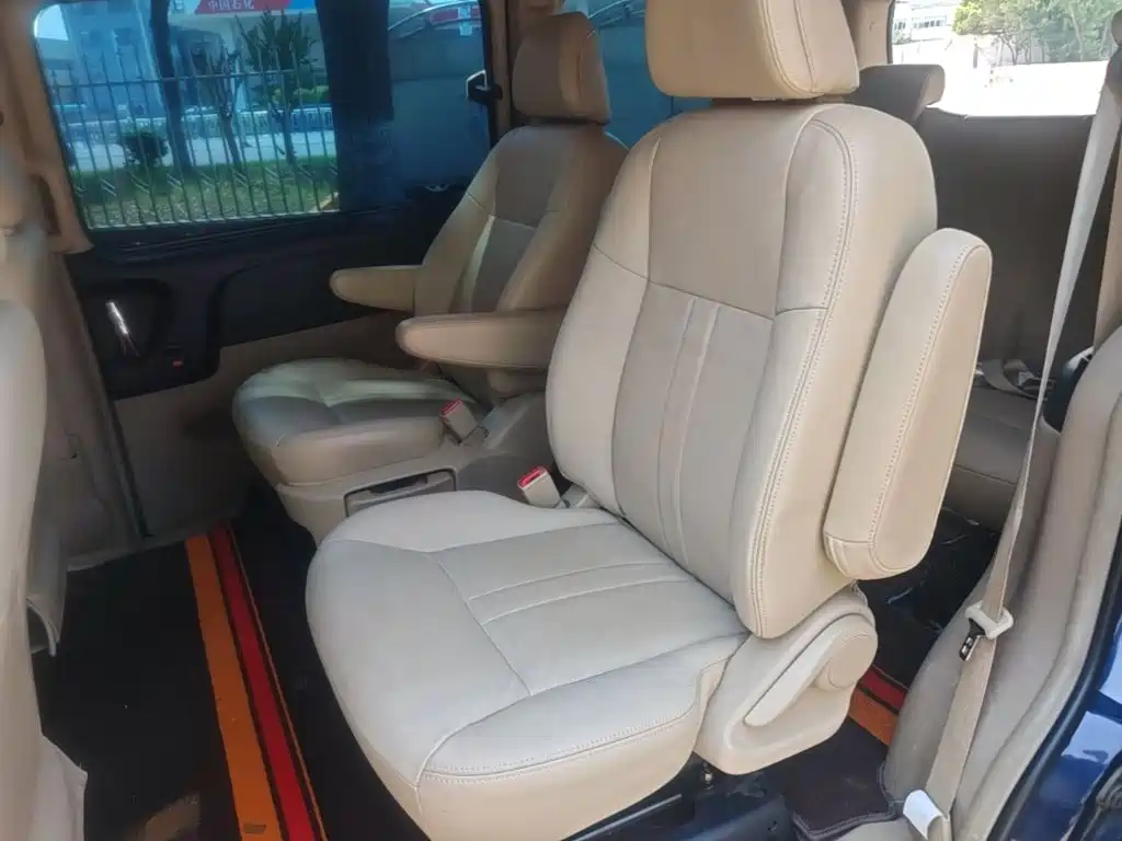 Buick GL8 — миниатюра 17