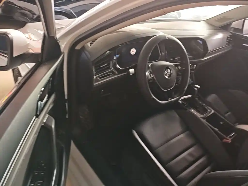 Volkswagen Sagitar — миниатюра 16