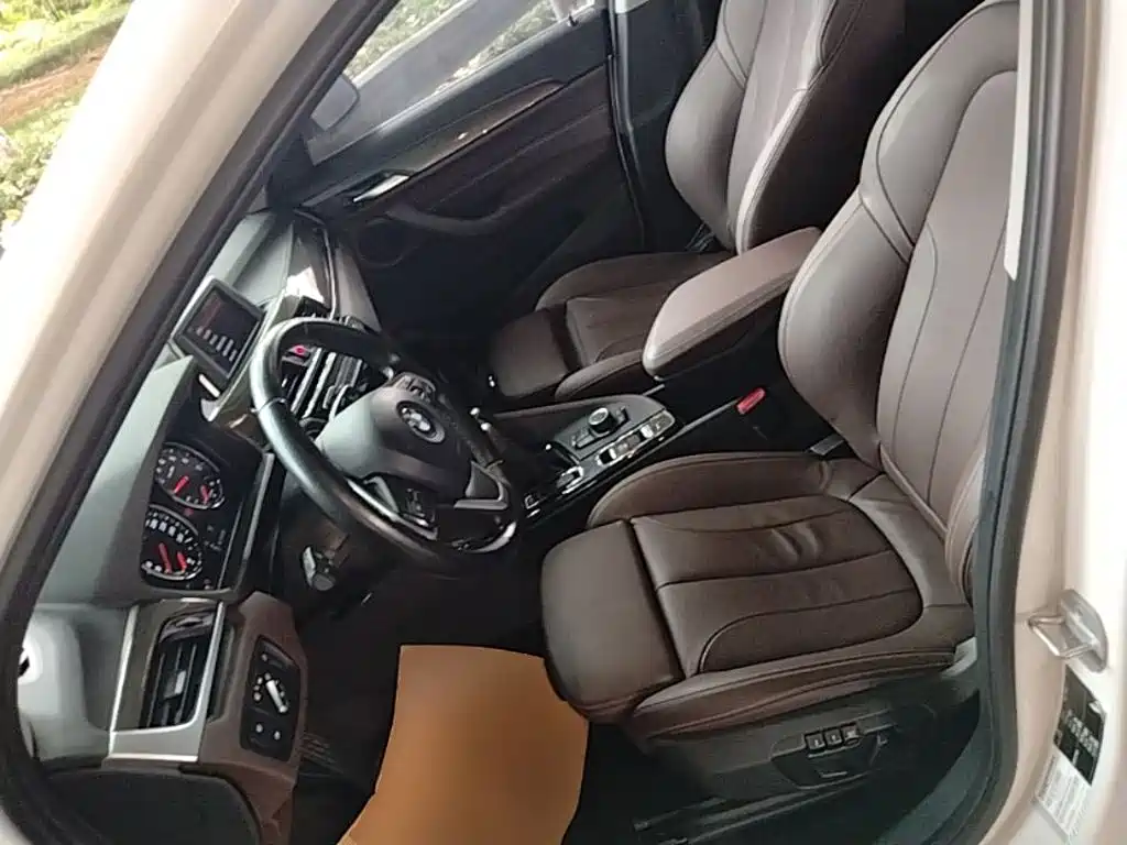 BMW X1 — миниатюра 15