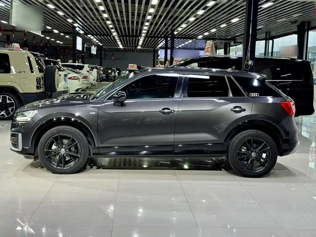 Audi Q2L — миниатюра 12