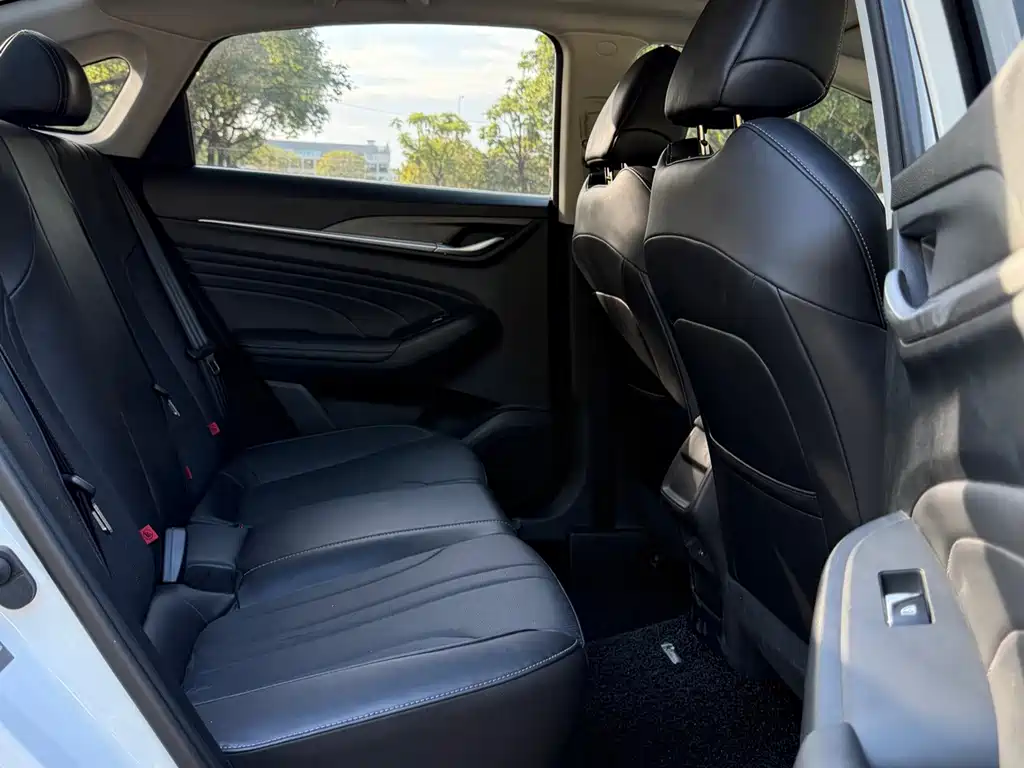 Changan Eado PLUS 1.6L GDI Manual Luxury Type, фото 16