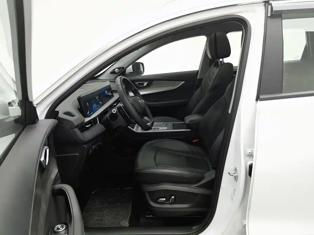 Chery Tiggo 8 — миниатюра 10