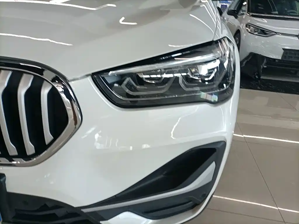 BMW X1 — миниатюра 24