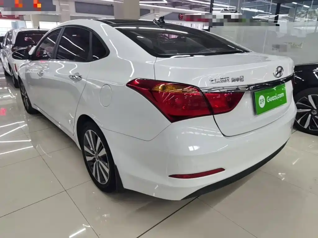 Hyundai Mistra — миниатюра 5