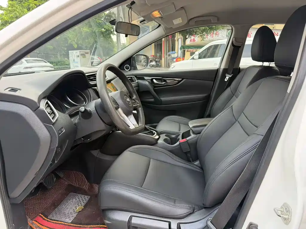 Nissan Qashqai — миниатюра 9