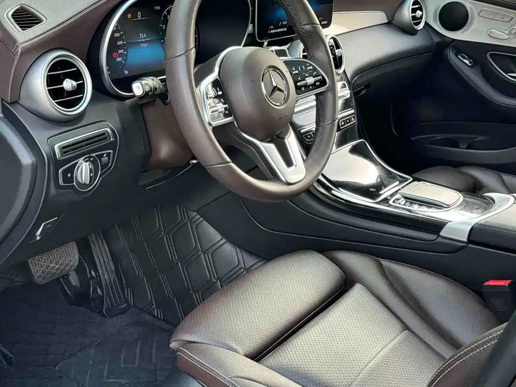 Mercedes-Benz GLC 2021 GLC 260 L 4MATIC