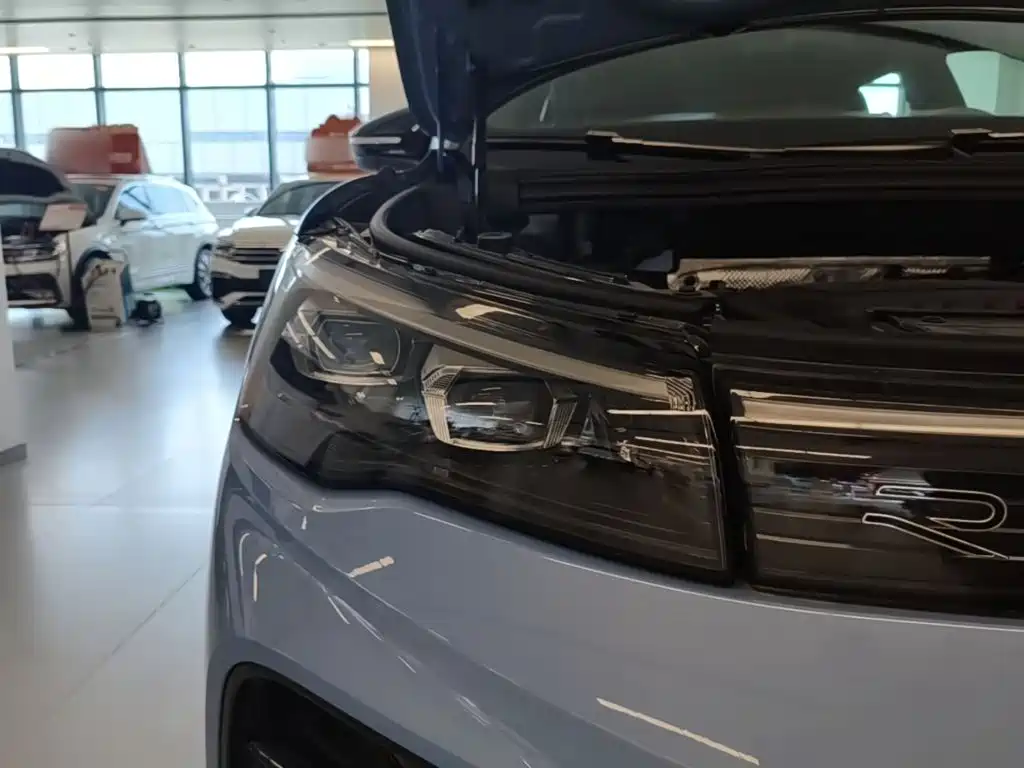 Volkswagen Tiguan L — миниатюра 13