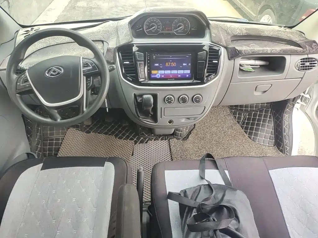 MAXUS V80 — миниатюра 10