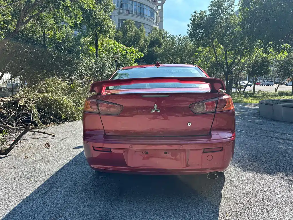 Mitsubishi Lancer EX — миниатюра 4