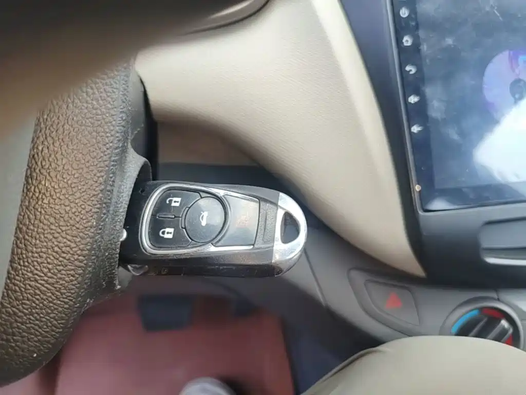 Chevrolet Sail — миниатюра 9