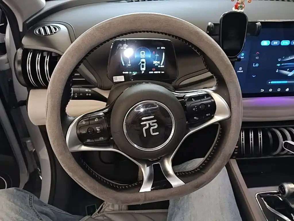 BYD Yuan Plus — миниатюра 11