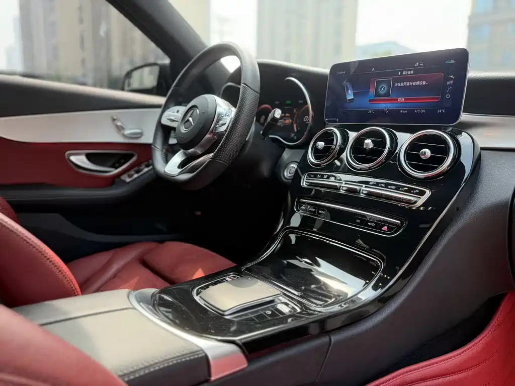 Mercedes-Benz C-Class — миниатюра 7