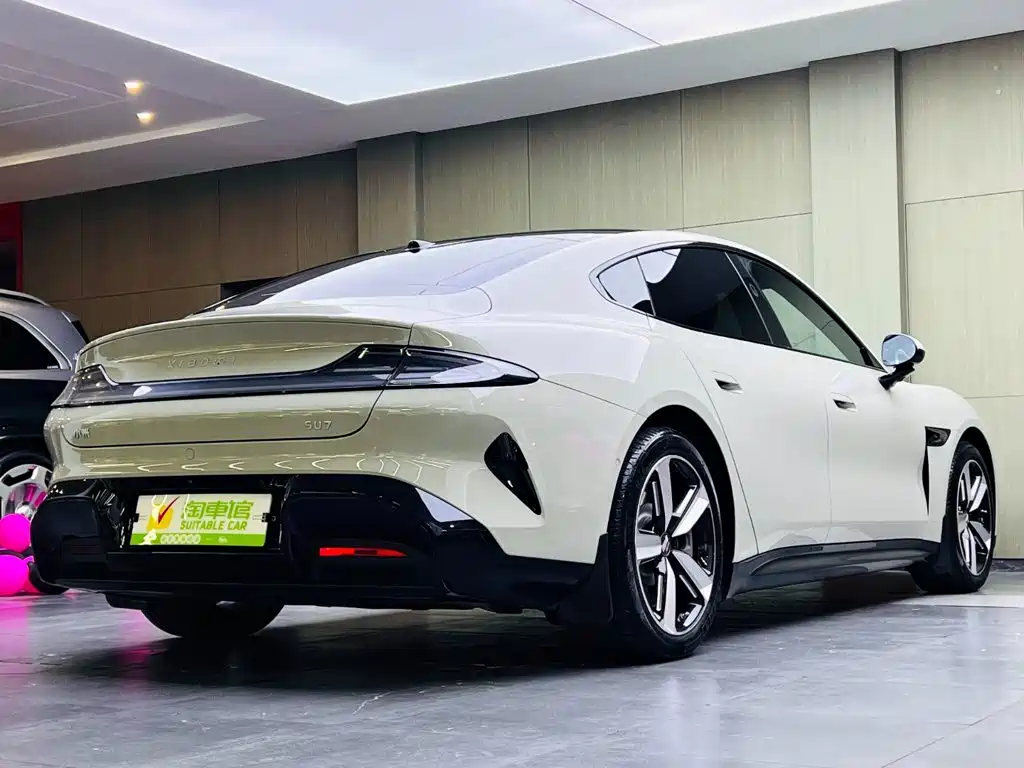 Xiaomi SU7 — миниатюра 4