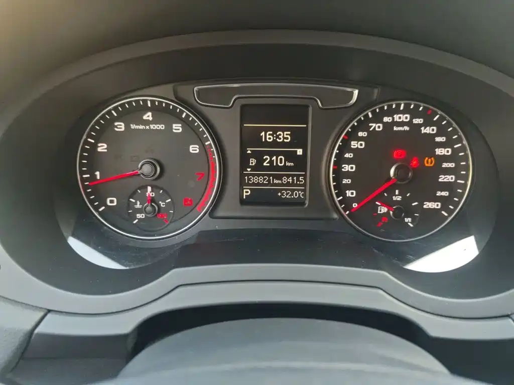 Audi Q3 — миниатюра 8