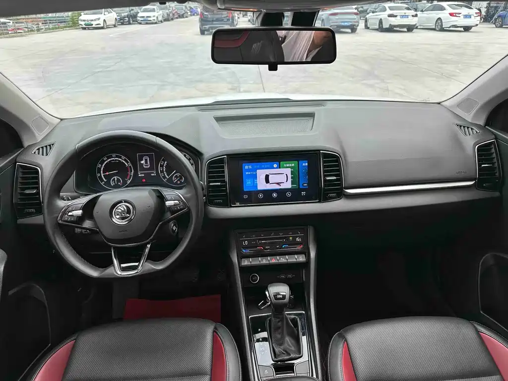 Skoda Karoq — миниатюра 11