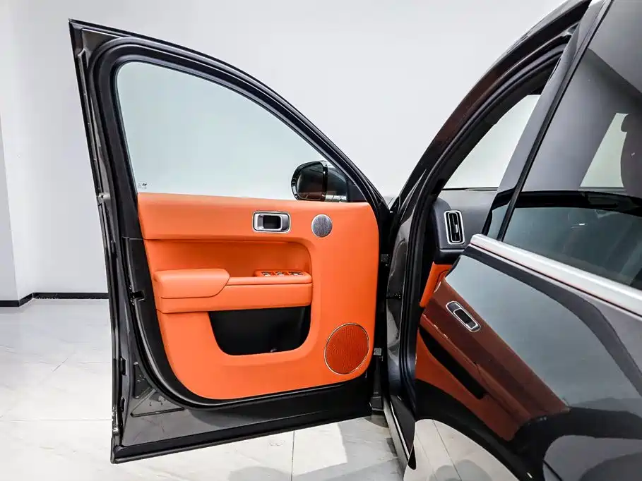 Li Auto Li L8 — миниатюра 8