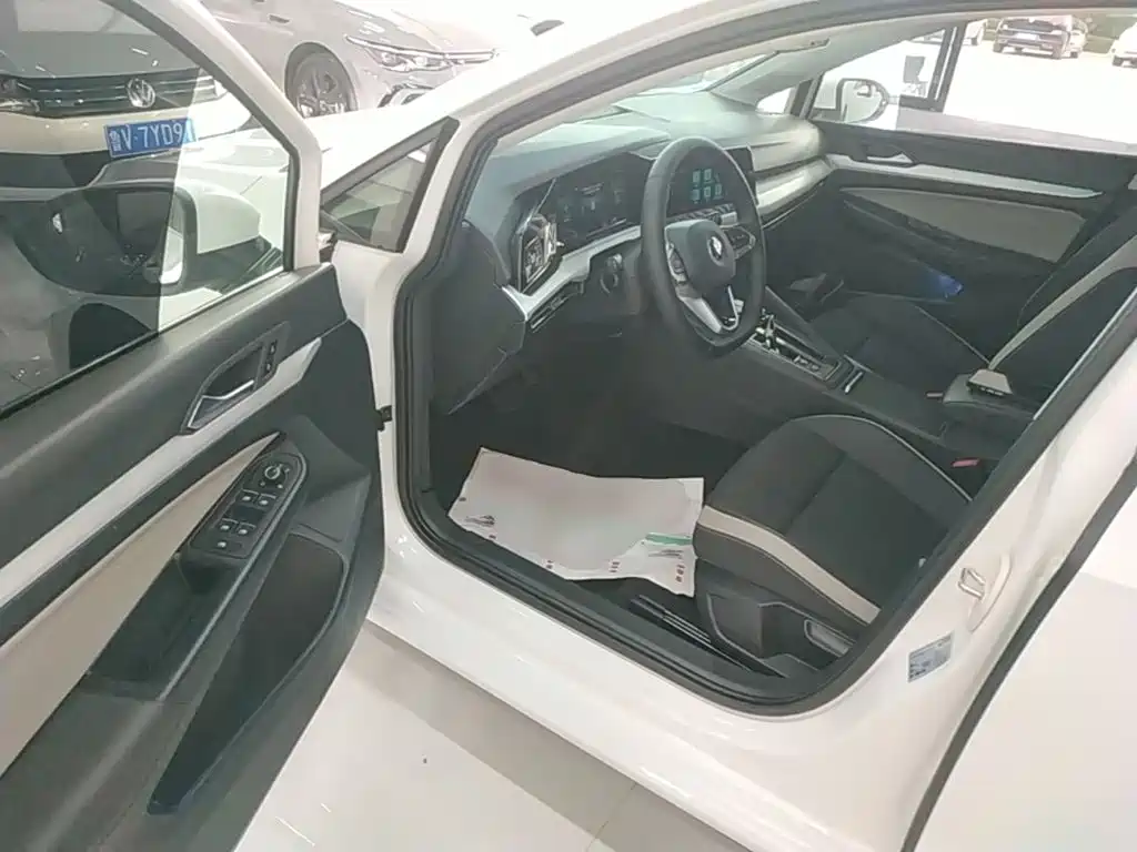 Volkswagen Golf — миниатюра 16