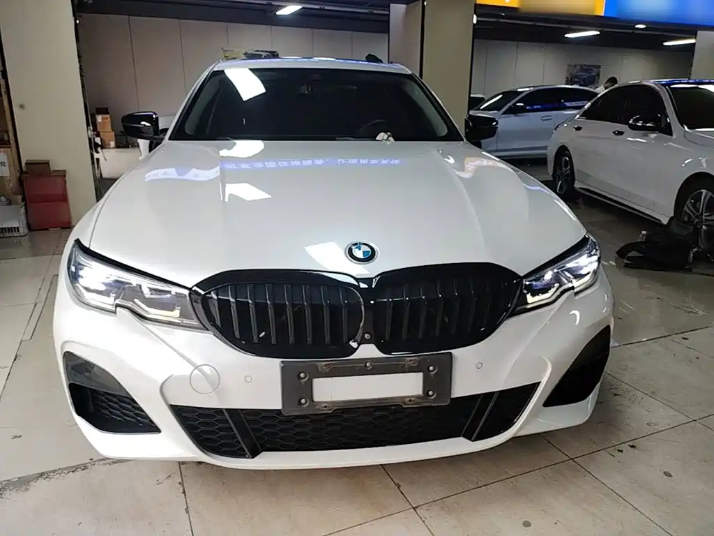 BMW 3 Series — миниатюра 3