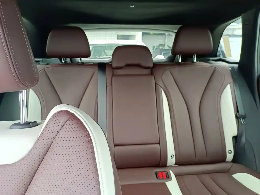 Geely Xingyue L — миниатюра 13