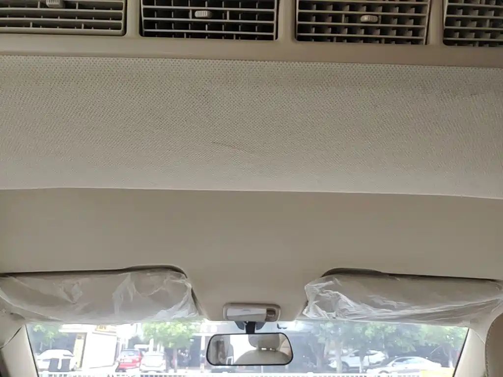 Wuling Hongguang — миниатюра 18