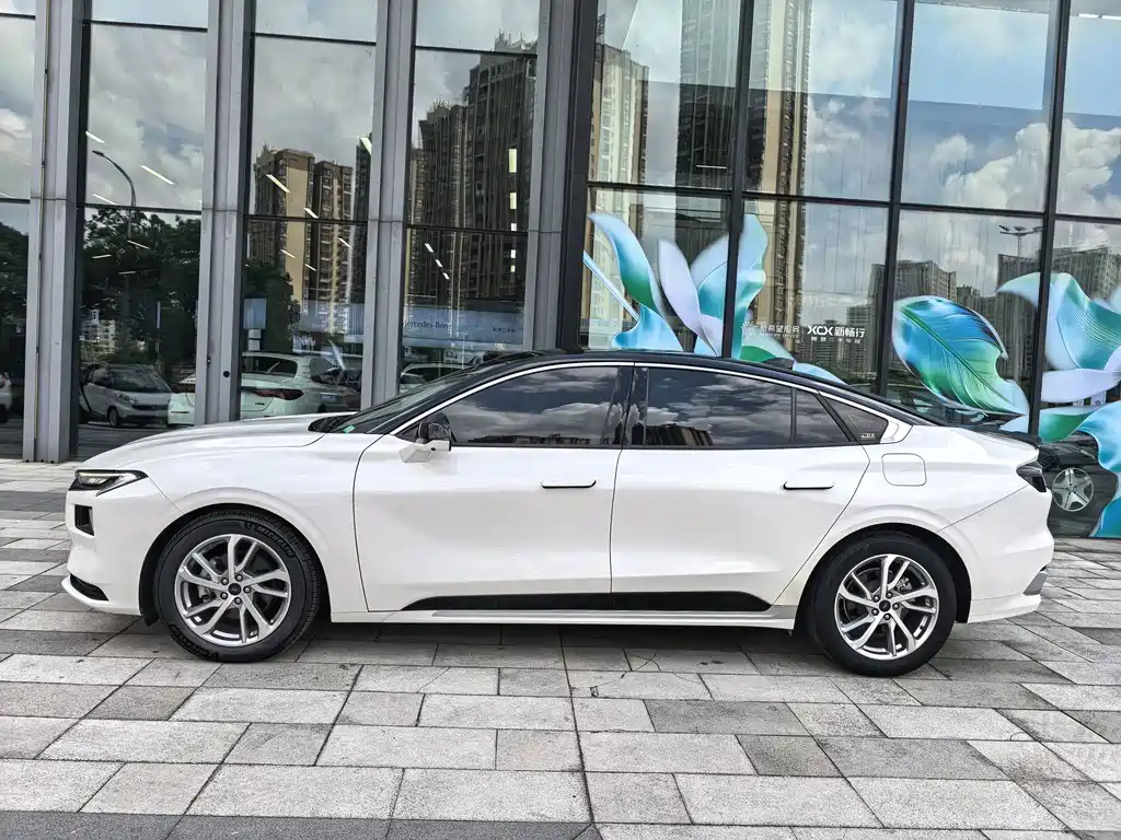 Ford Mondeo — миниатюра 5
