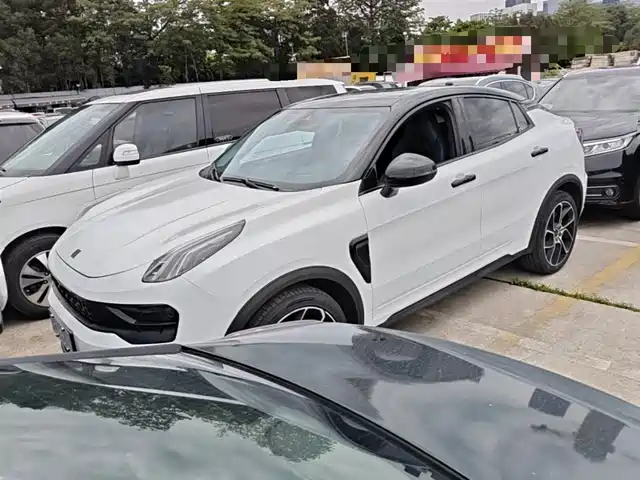 2021 Lynk & Co 05