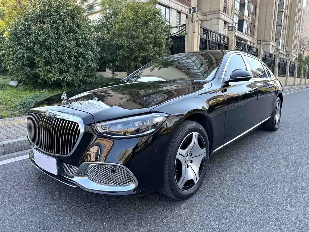 Mercedes-Benz S-Class 2023