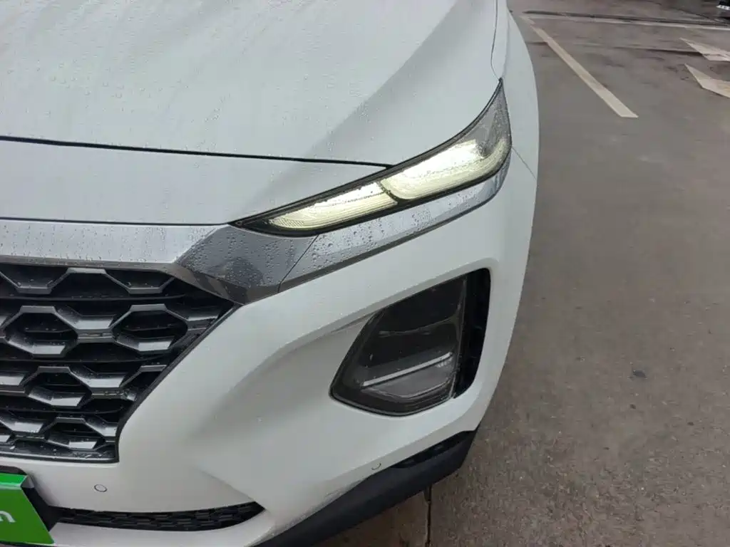 Hyundai Santa Fe — миниатюра 24