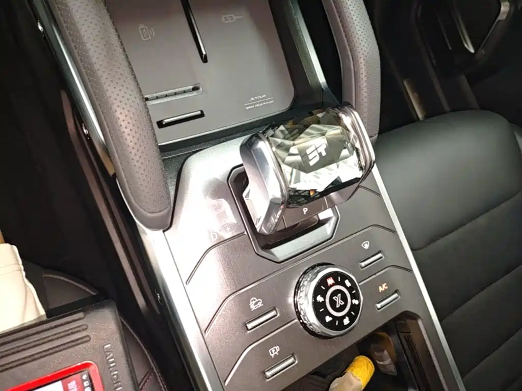 Jetour Traveller — миниатюра 14