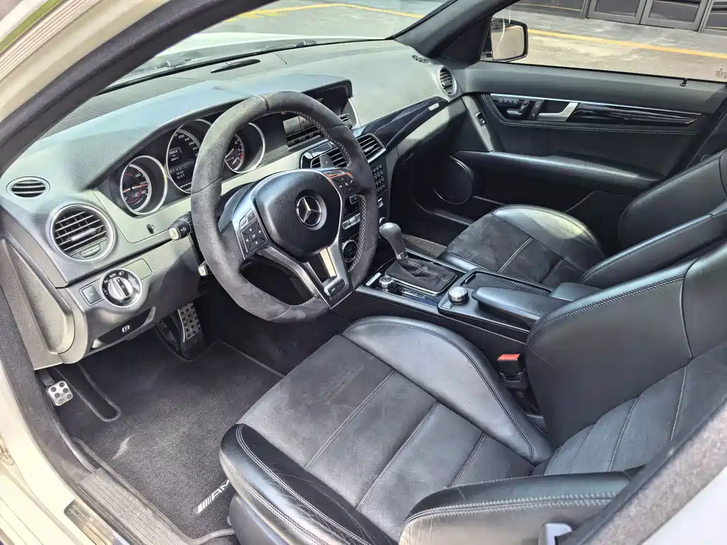 Mercedes-Benz C-Class AMG — миниатюра 5