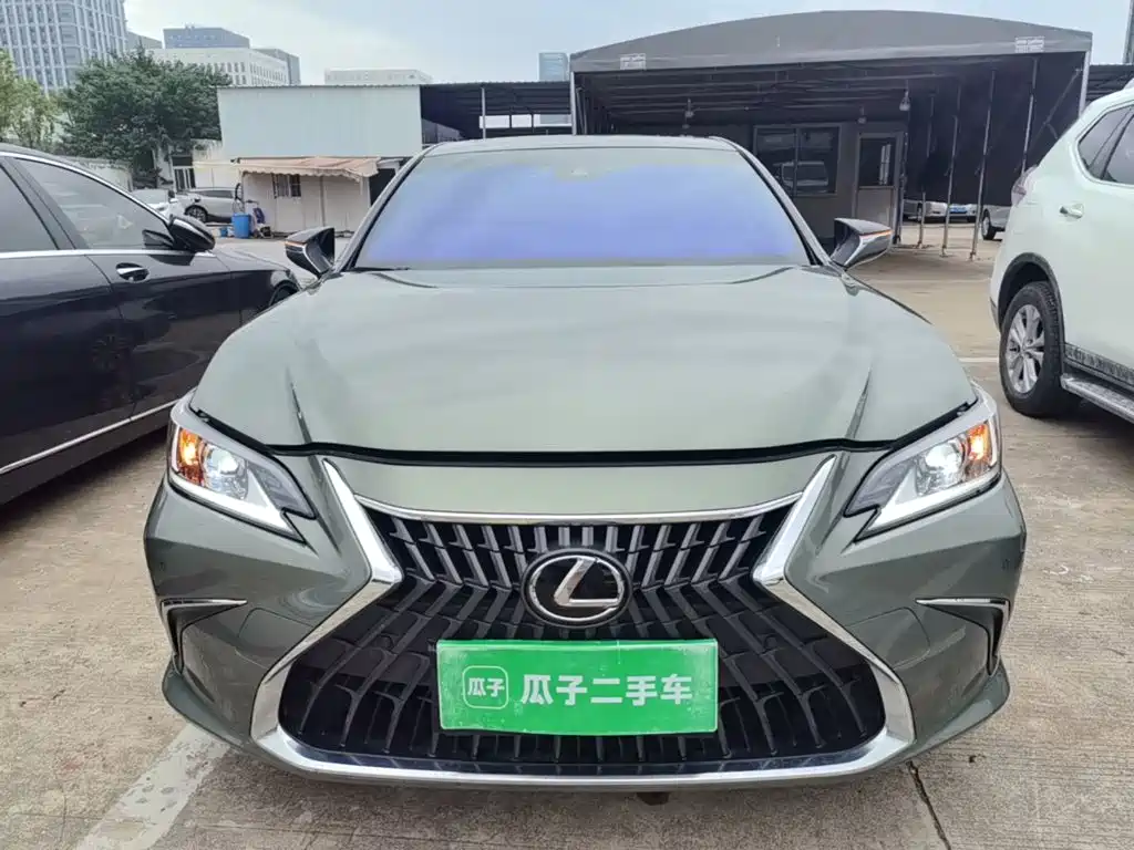 Lexus ES — миниатюра 3