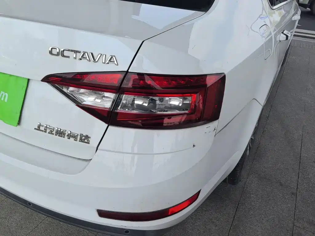 Skoda Octavia — миниатюра 8