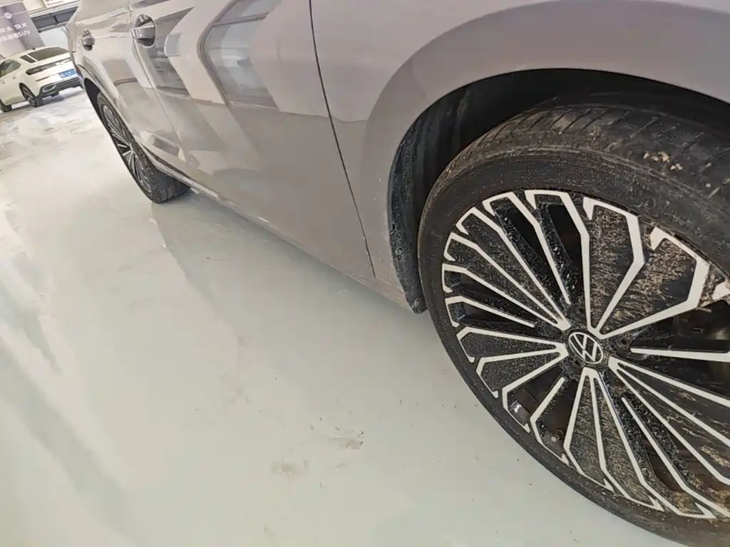 Volkswagen Passat — миниатюра 21