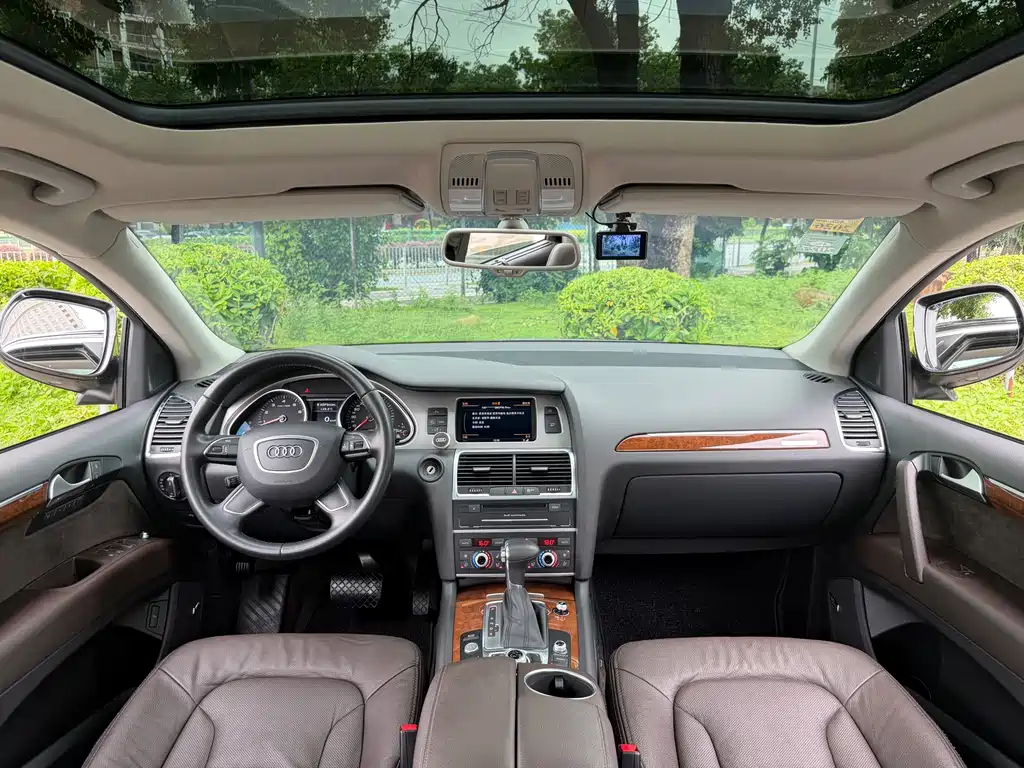 Audi Q7 — миниатюра 16