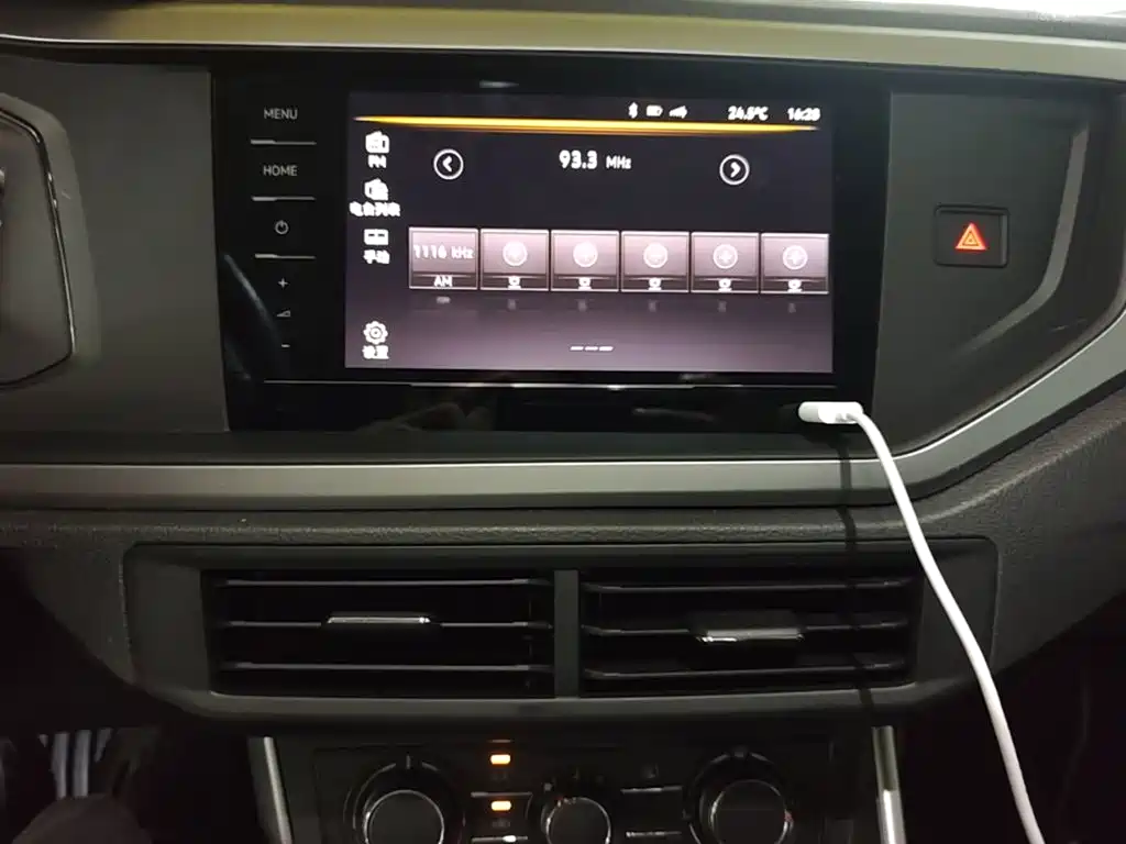 Volkswagen Polo — миниатюра 13