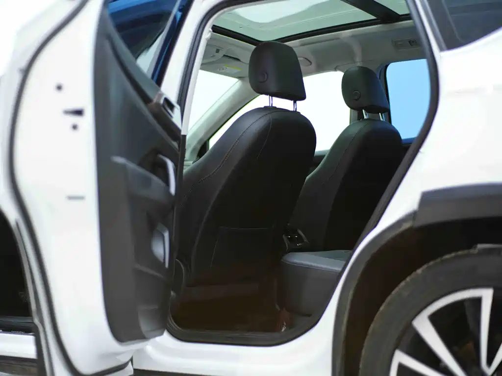 Volkswagen Tharu — миниатюра 17