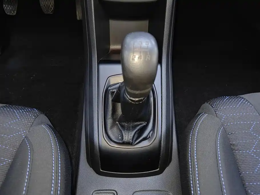 Baojun 310 — миниатюра 16
