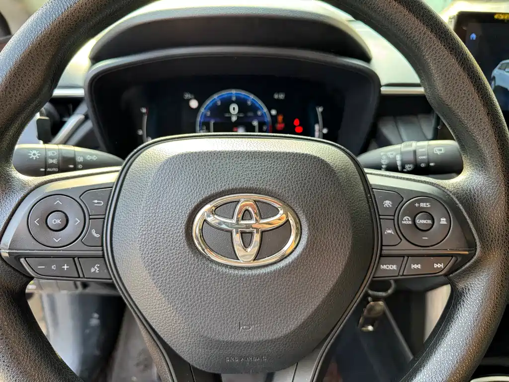Toyota Corolla Cross — миниатюра 6
