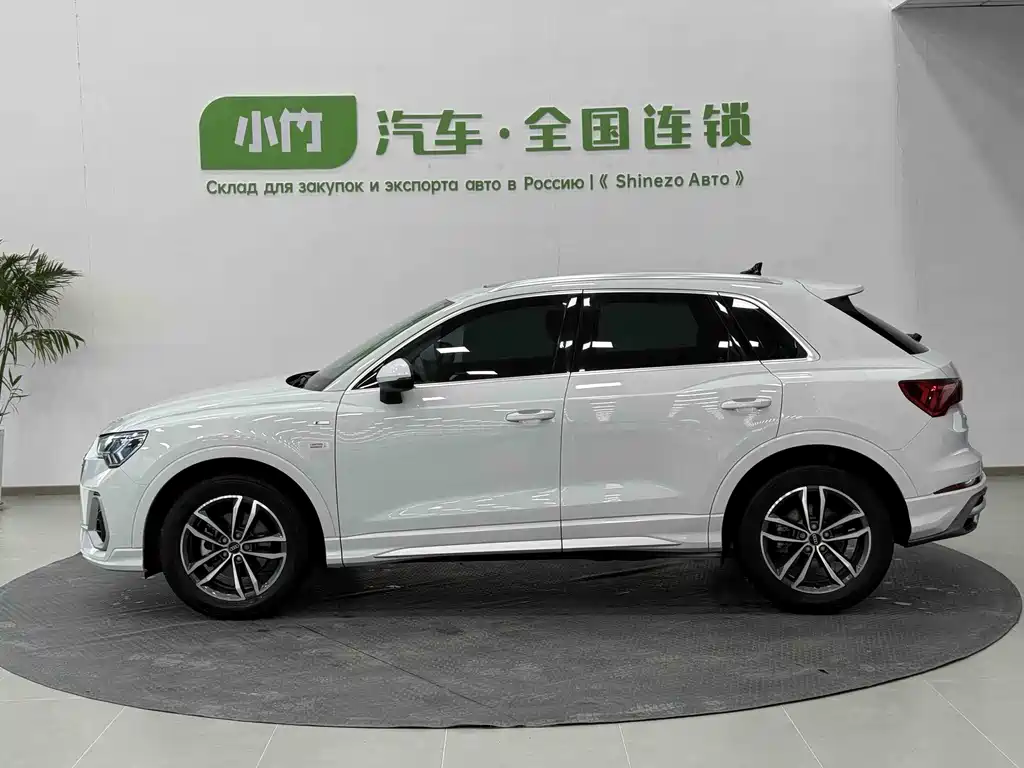 Audi Q3 2022 35 TFSI
