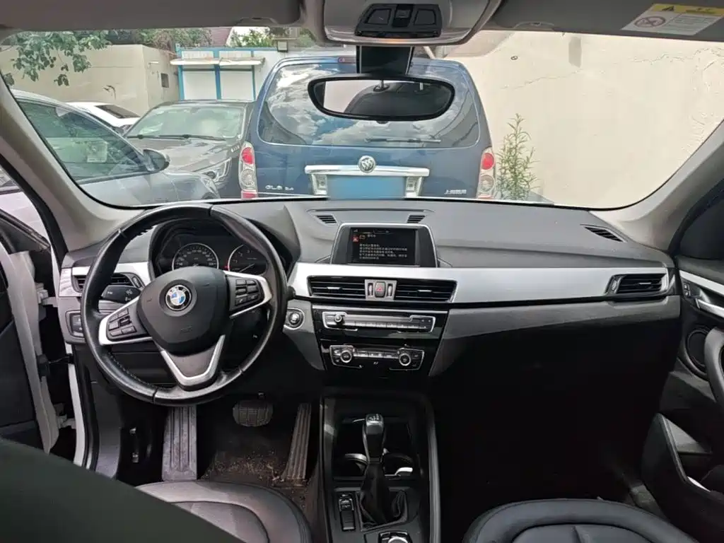BMW X1 — миниатюра 10