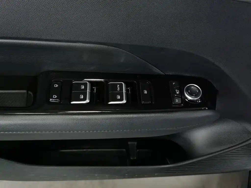 Wuling Xingguang — миниатюра 9
