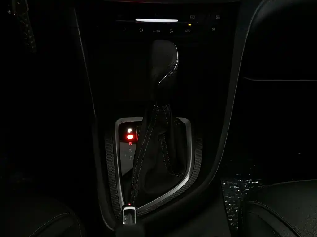 Buick Excelle — миниатюра 13