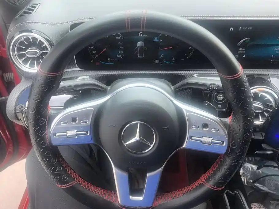 Mercedes-Benz A-Class — миниатюра 15