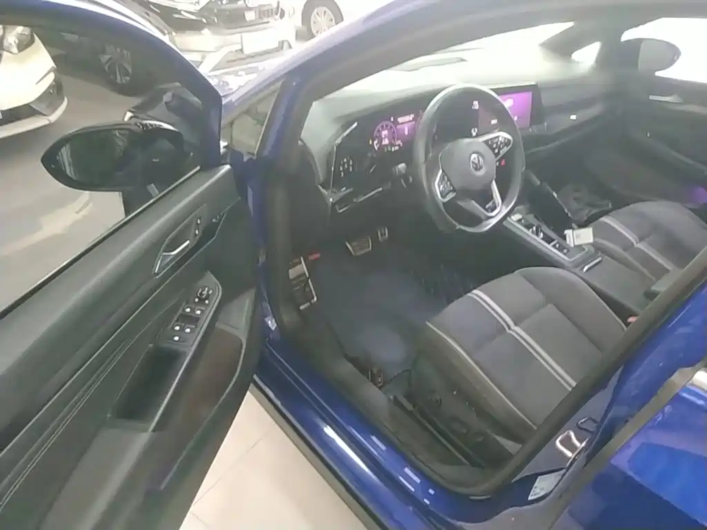 Volkswagen Golf — миниатюра 16