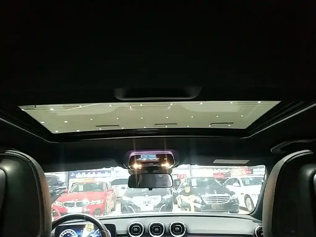 Mercedes-Benz C-Class — миниатюра 18