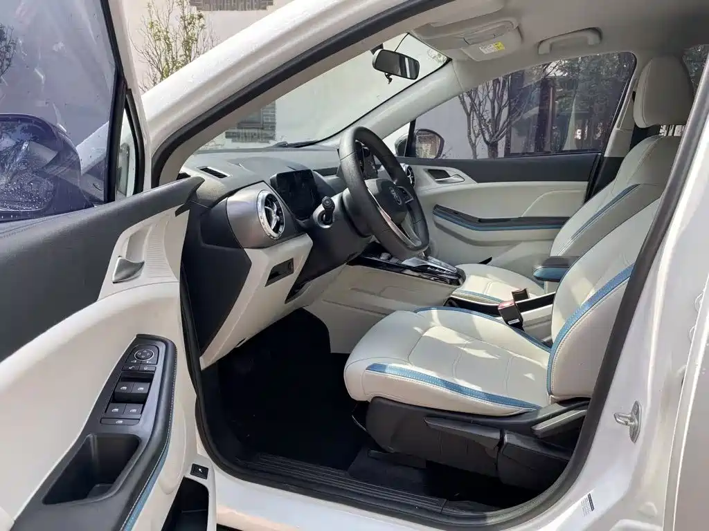 BYD Yuan Pro — миниатюра 15