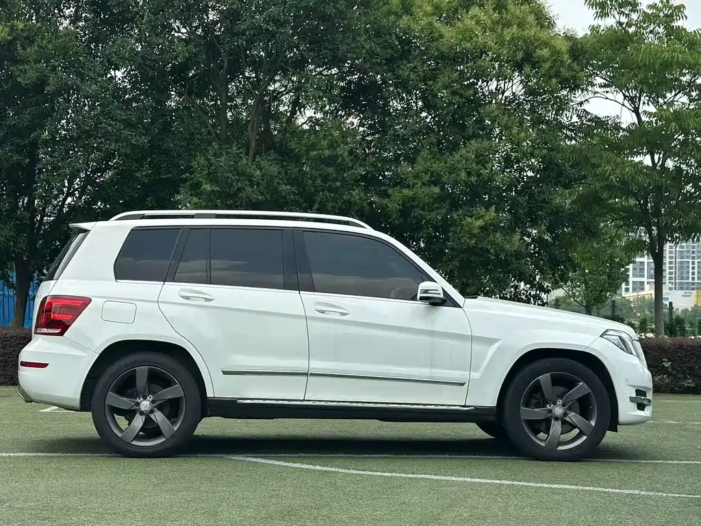 Mercedes-Benz GLK-Class — миниатюра 9