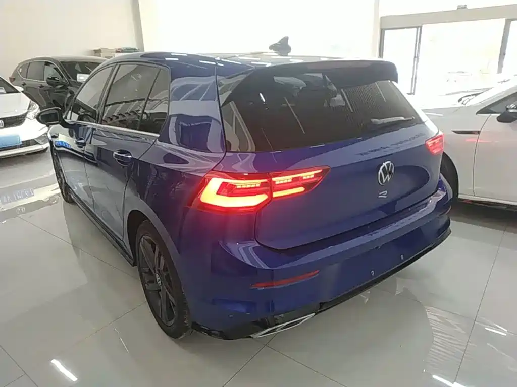 Volkswagen Golf — миниатюра 5