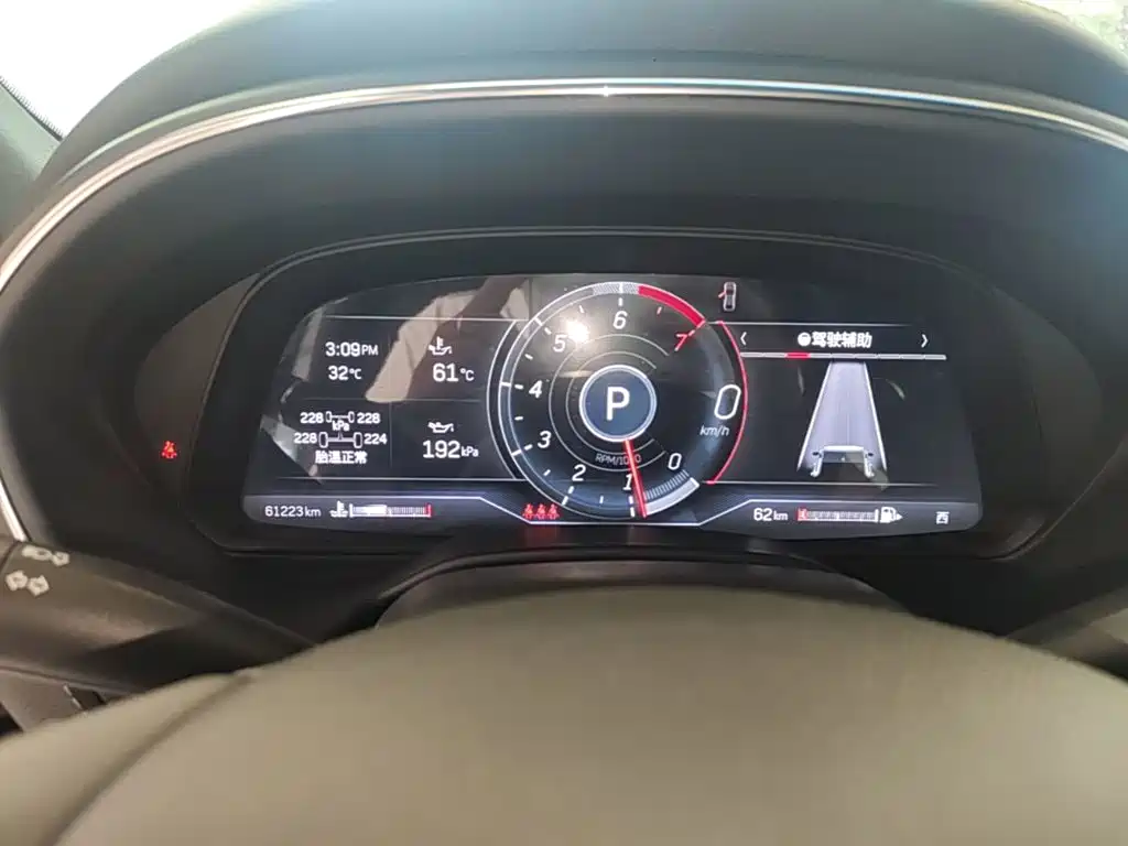 Cadillac CT5 — миниатюра 12